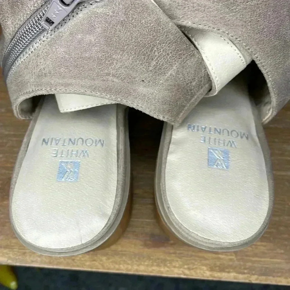 White Mountain Deering Women’s 6.5 Ruched Peep Toe Zip Open Heel Shoes - Picture 9 of 9